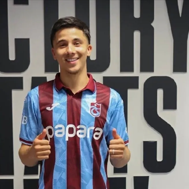 Bouchouari dönüyor