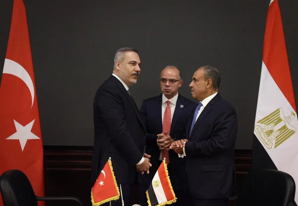 fidandan-netanyahuya-tepki-insanlik-onurunu-ayaklar-altina-aliyor-1786645959634.jpeg Fidan’dan Netanyahu’ya tepki: İnsanlık onurunu ayaklar altına alıyor-5