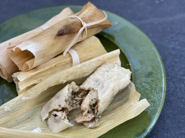 masterchef-tamale-yemegi-tarifi-meksika-tamale-yemegi-nedir-nasil-yapilir-tamales-icin-puf-noktalari-1696976461760.jpg MASTERCHEF TAMALE YEMEĞİ TARİFİ! Meksika Tamale yemeği nedir, nasıl yapılır? Tamales için püf noktaları...-3