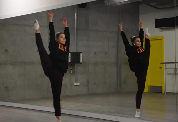 izmir-depreminden-sonra-yeniden-dogdu-jimnastigin-kralicesi-oldu-1639399882132.jpg İzmir Depremi'nden sonra yeniden doğdu!' 'Jimnastiğin kraliçesi' oldu-8