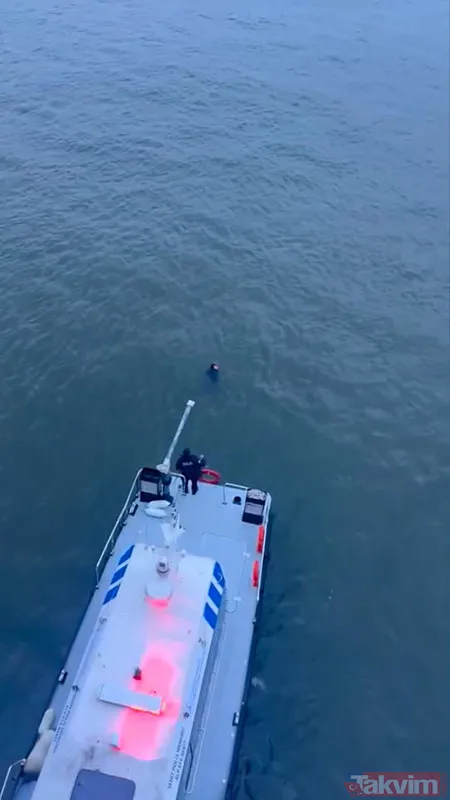 Tekneye Alınan Adam İlk Müdahalesinin Ardından Ambulansla Hastaneye Kaldırıldı.