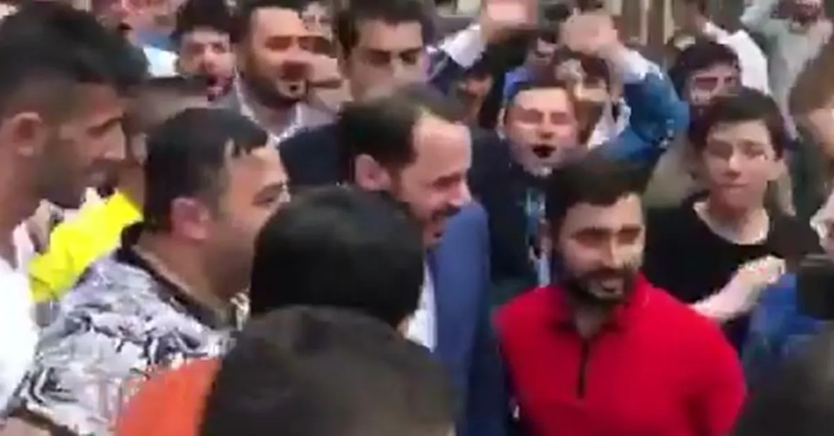 Bakan Berat Albayrak’a Trabzon’da sevgi seli