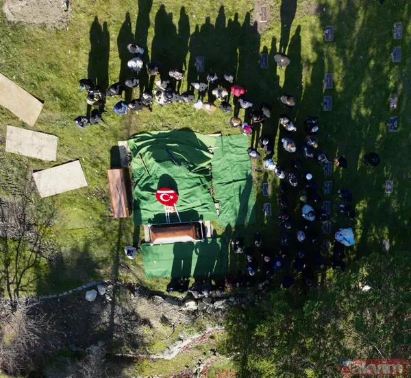 Malcolm X'in kızı Malikah Shabazz şanlı Türk bayrağıyla son yolculuğuna uğurlandı: Başkan Erdoğan'dan anlamlı çelenk - 9