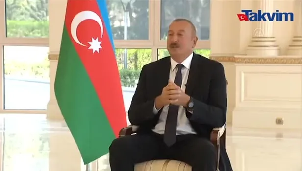 Azerbaycan Cumhurbaşkanı İlham Aliyev'in işgalden kurtarılan topraklara ziyaretini anlatırken gözleri doldu