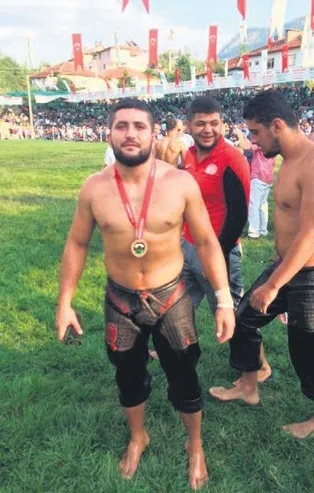 Tatar pehlivan kaza kurbanı