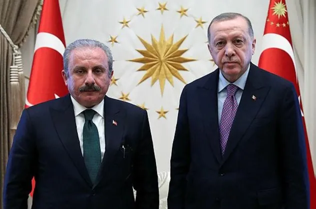 Son dakika: Başkan Erdoğan, TBMM Başkanı Mustafa Şentop'u kabul etti