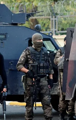 Film gibi operasyon! PKK'lı suikastçı yakalandı