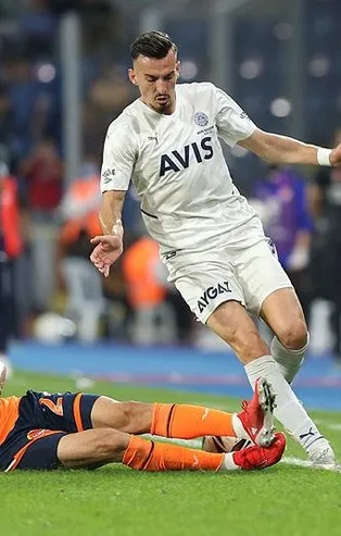 Fenerbahçe’de büyük hayal kırıklığı! Yeni transferler taraftarı üzdü