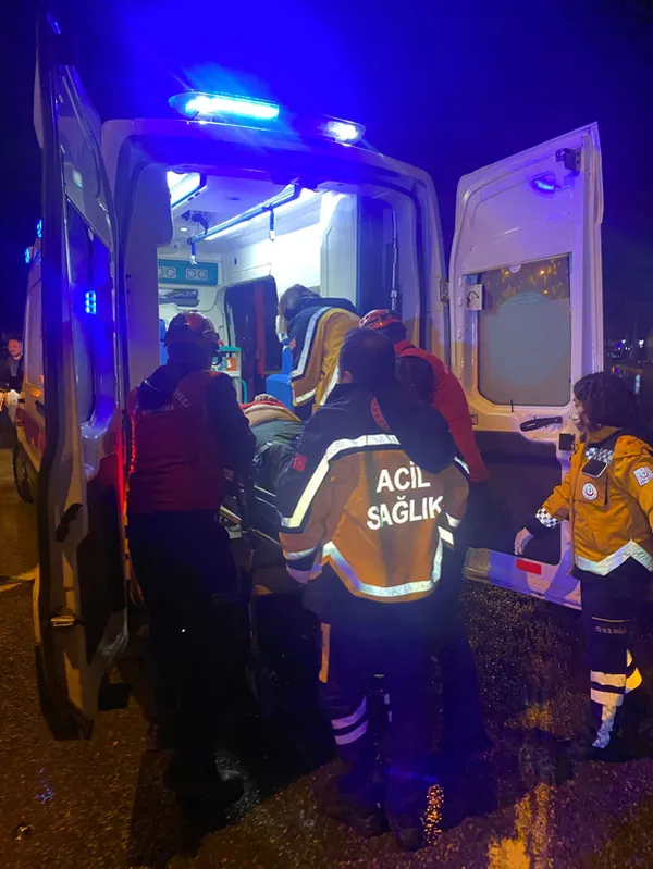 futbol-camiasi-yasta-1966-edremitspor-teknik-direktoru-cagdas-alkan-kazada-hayatini-kaybetti-1646554264871.jpg Futbol camiası yasta! 1966 Edremitspor Teknik Direktörü Çağdaş Alkan kazada hayatını kaybetti-7