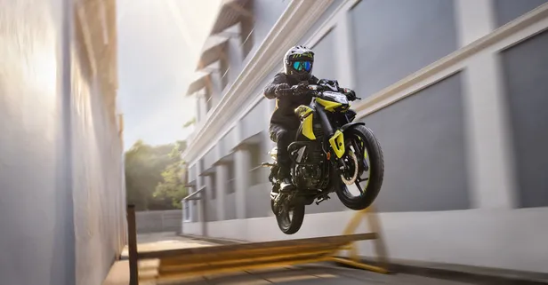 Bajaj Pulsar N125 genç sürücüler için Kuralkan ile Türkiye’de!