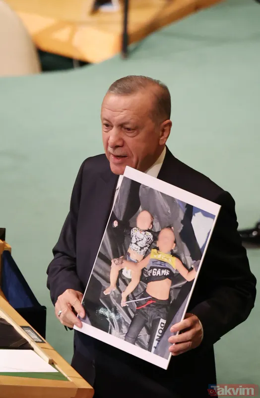 Başkan Erdoğan BM kürsüsünden karelerle gösterdi... Bebek katili Yunanistan - 6