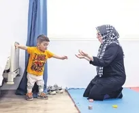 6 Şubat depreminin ardından bir umut hikayesi: Eren ilk adımını attı