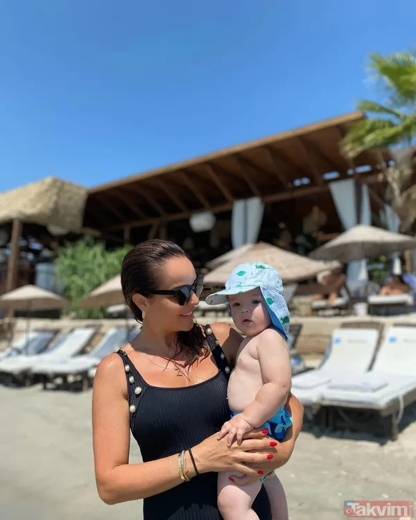 7 ay önce anne olan Bengü siyah mayosuyla salına salına yürüdü! Görenin ağzı açık kaldı! “İki çocuk doğurdum ama fiziğim...” - 16