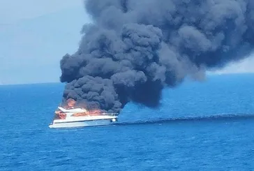 Bodrum'da yat yangını! Alevler gök yüzünü kapladı