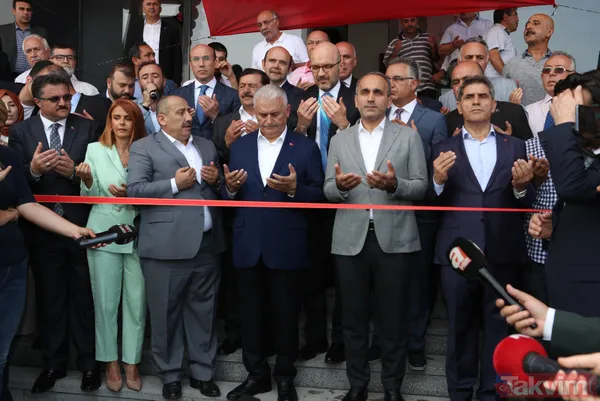 Binali Yıldırım havalimanı taksisinin direksiyonuna geçti - 24