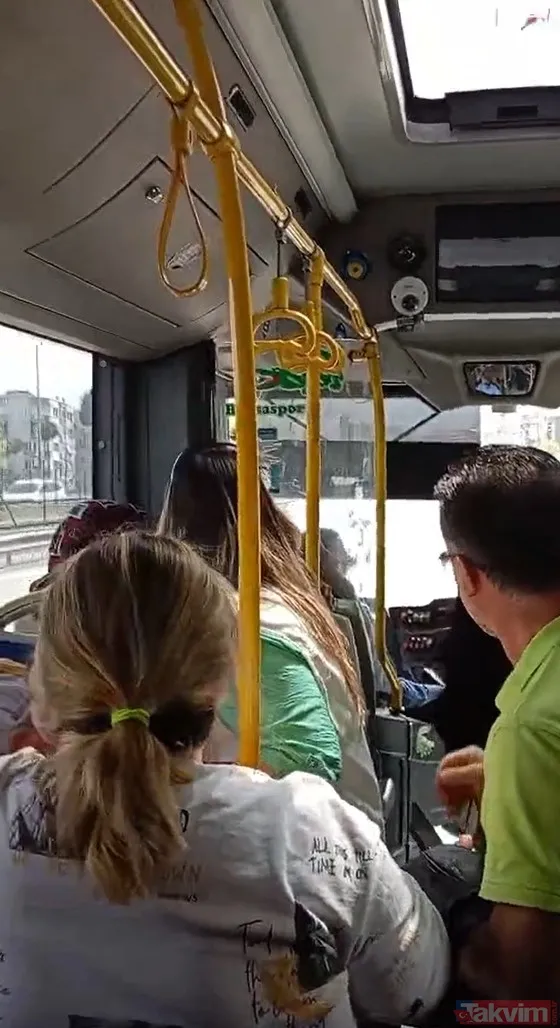 Bursa'da 'durakta kapıyı açmadın' kavgası! Önce hakaret sonra küfür kıyamet: O anlar kamerada - 6