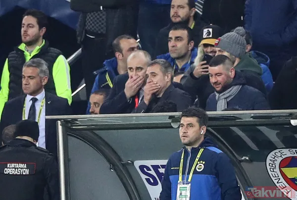 Fenerbahçe - Galatasaray derbisinde dikkat çeken kareler! O hareket damga vurdu... - 33