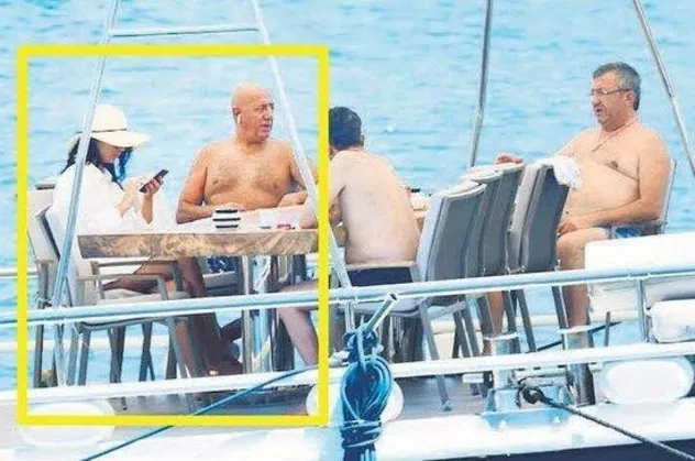 CHP'li Engin Altay ile Reina'nın sahibi Mehmet Koçarslan'ın Bodrum buluşmasından yasak aşk çıktı!