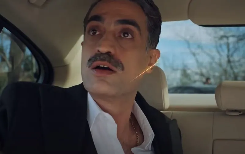 finalin-esigine-gelen-yali-capkininda-surpriz-basrol-degisikligi-senaristler-son-noktayi-koydu-1706519880629.jpg Finale koşan Yalı Çapkını'nda sürpriz oyuncu değişikliği! Senarist bu işi bitirdi-5