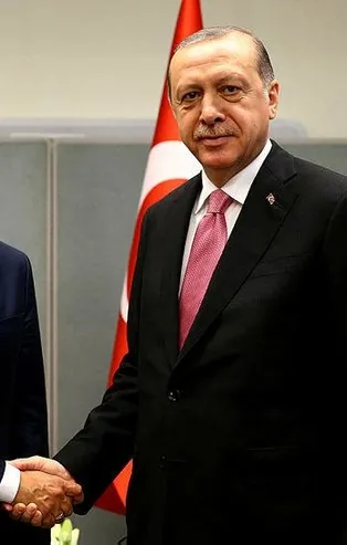Başkan Erdoğan Macron ile görüştü