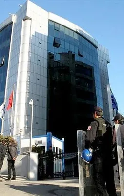 FETÖ’nün Hollanda cinliği kayyuma çarptı!