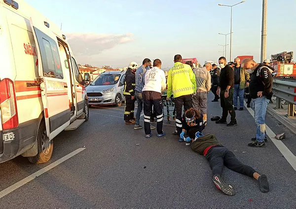 1608899113291.jpg İntiharı engellemek istedi kazaya neden oldu! Oğlunu yerde gören baba sinir krizi geçirdi-3