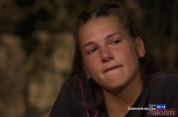 Survivor'dan elenen Yasin'in çırılçıplak pozları sanal alemde sicili çok kabarık! Acun Ilıcalı'nın elenmesine kahrolduğu Yasin... - 6