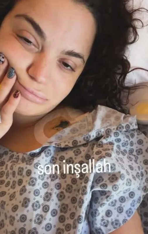 asli-bekiroglundan-uzen-haber-9-kez-ameliyat-masasina-yatiyor-1786091405082.jpg "Son inşallah" demişti! Aslı Bekiroğlu'ndan üzen haber: 9. kez ameliyat masasına yatıyor-4