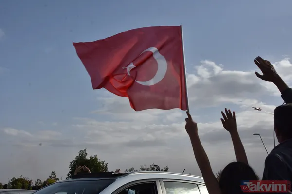 Türk Yıldızları ve SOLOTÜRK'ten nefes kesen gösteri! - 24