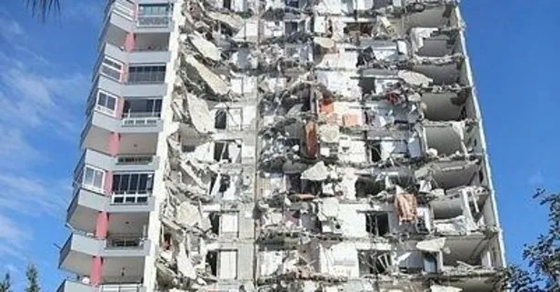 Müteahhitten skandal savunma: İlk depremde binanın yalnızca bir kısmı yıkıldı