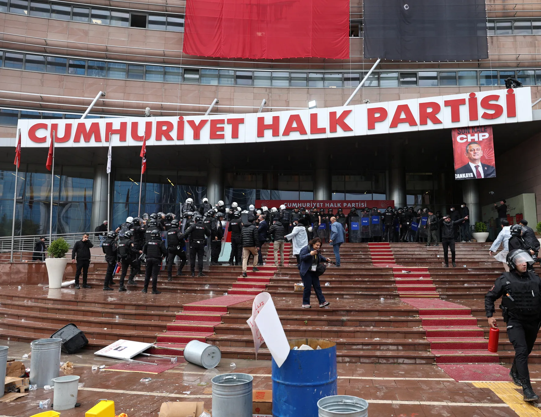 CHP örgüte döndü! Özel provokasyonda Ekrem’den ayaklanma çağrısı