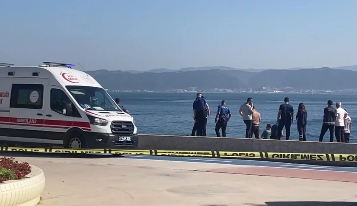 Kocaeli Darıca'da peş peşe bulundu: 1 saat içinde 2 kadın ve 1 erkeğin cansız bedeni denizden çıkarıldı-2