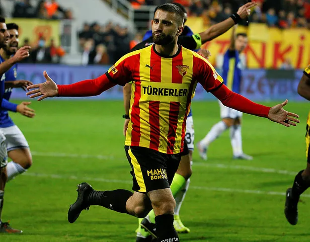 Trabzonspor'dan Fenerbahçe'ye dev transfer çalımı! Alpaslan Öztürk için harekete geçti!-2