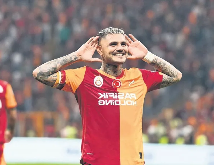 Eleştirilere sahada cevap veriyor