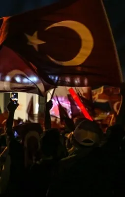 Milli futbolculardan 15 Temmuz mesajı