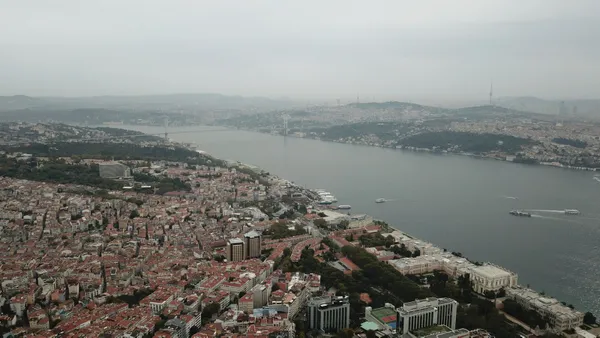 son-dakika-hangi-illerde-65-yas-ustu-sokaga-cikma-yasagi-var-sokaga-cikma-yasagi-saatleri-kac-1605040338490.jpg 65 üstü sokağa çıkma yasağı hangi illerde? 65 üstü sokağa çıkma saatleri nedir?-8