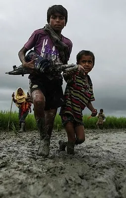 'Arakan'da soykırım uygulanıyor'