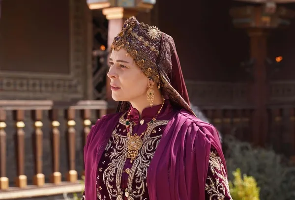 kurulus-osmanin-yeni-dunyasi-ve-karakterleri-buyuledi-nefesleri-kesen-yeni-sezon-tanitimi-ezber-bozdu-1695892596642.jpg ‘Kuruluş Osman’ın yeni dünyası ve karakterleri büyüledi! Nefesleri kesen yeni sezon tanıtımı ezber bozdu!-4