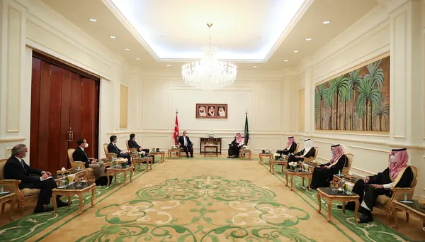 son-dakika-disisleri-bakani-mevlut-cavusoglu-suudi-arabistanda-ummet-adim-atmamizi-bekliyor-1620763728007.jpg Son dakika! Dışişleri Bakanı Mevlüt Çavuşoğlu Suudi Arabistan'da: Ümmet adım atmamızı bekliyor-2