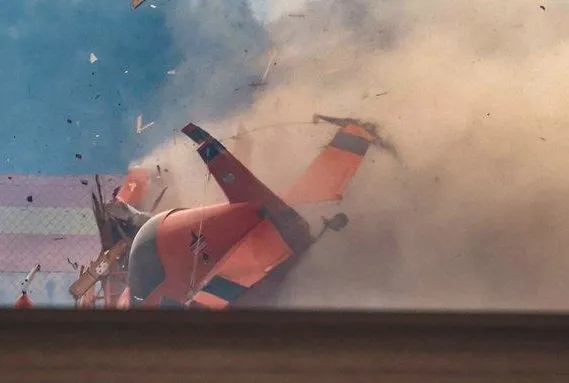 Manevra yaparken yere çakıldı