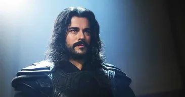 Kuruluş Osmanın yıldızı Burak Özçivitin kardeşi güzelliğiyle herkesi hayran bıraktı! Yan yana görenler şaşırıyor