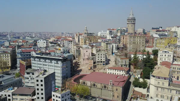 karakoydeki-200-yillik-genelevin-altindan-18-yuzyila-ait-hamam-cikti-1650011092672.jpg Karaköy'deki 200 yıllık genelevin altından 18. yüzyıla ait hamam çıktı-5