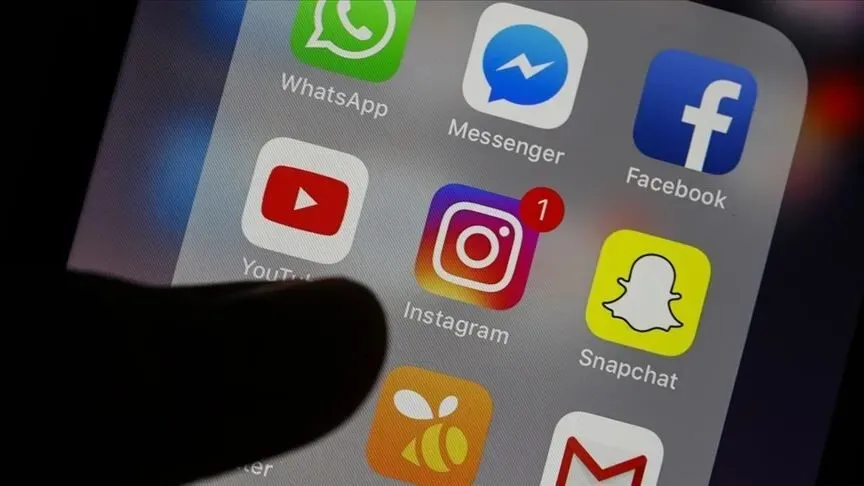 1786036659532.jpeg Sosyal medyada yetki boşluğu! Çocukları ve gençleri dijitalde kim koruyacak?-11