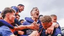 Hollandada mucizenin adı PSV! 9 puan farktan şampiyonluğu kaptı
