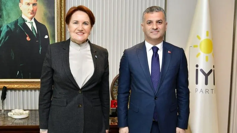 Meral Akşener ve Yomra Belediye Başkanı Mustafa Bıyık