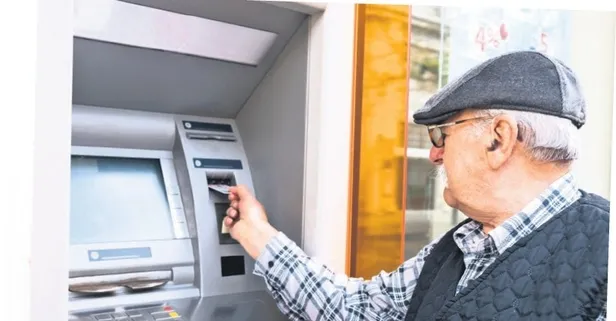 Emeklinin bayram ikramiyesine zam: 5 bin TL'ye çıkacak | İki bakanlık çalışma başlattı