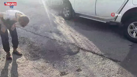 Motosiklet kamyonete çarptı: 2 ağır yaralı