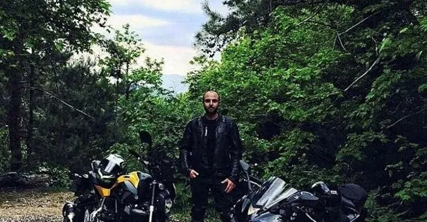 İzmir’de bariyerlere çarpan motosikletteki iki genç öldü