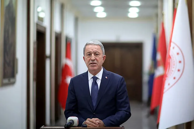 Hulusi Akar: İyi niyet göstergesi olarak NAVTEX'i iptal edebiliriz