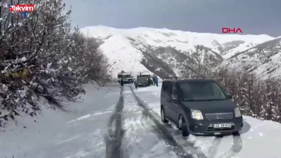 Muş'ta 14 köy yolu kardan kapandı